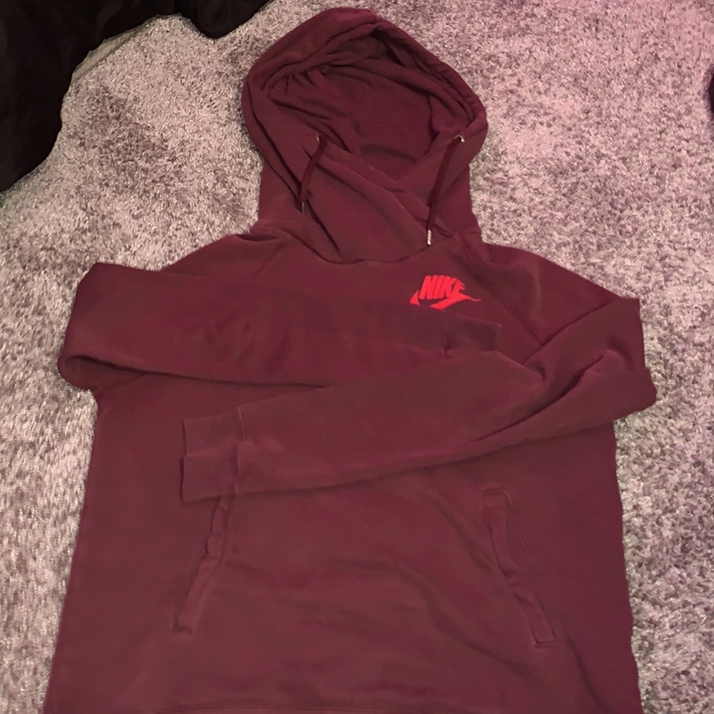 nike pull over sweater